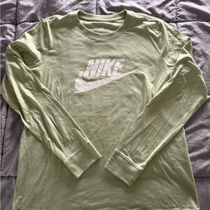 Nike Women’s Long Sleeve Shirt